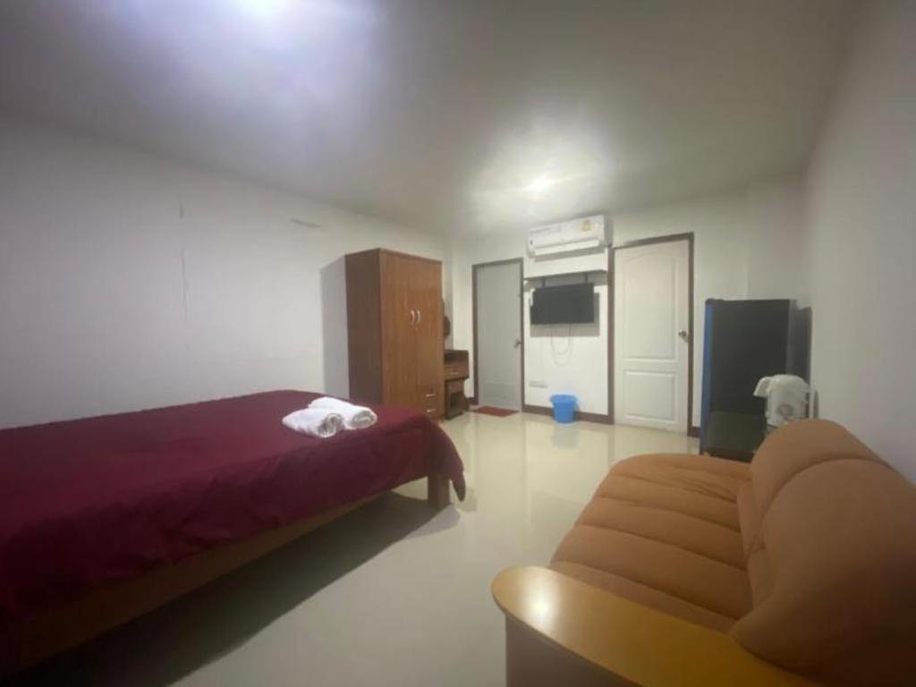Oyo 1135 Triple A Residence Chiang Mai Eksteriør bilde