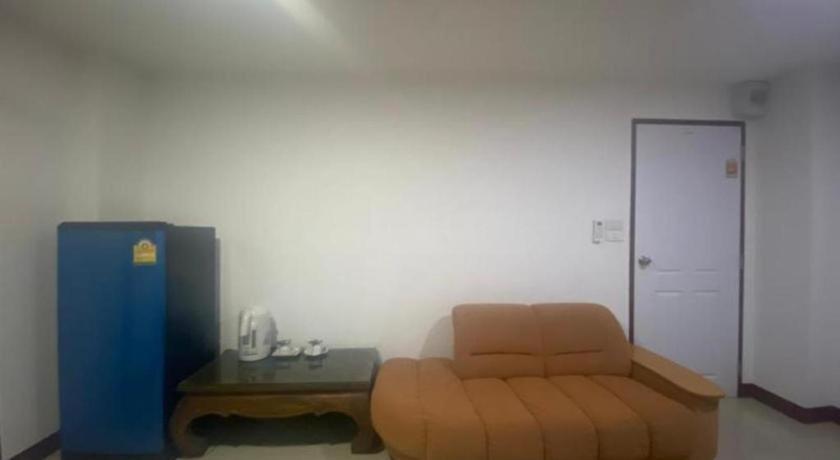 Oyo 1135 Triple A Residence Chiang Mai Eksteriør bilde
